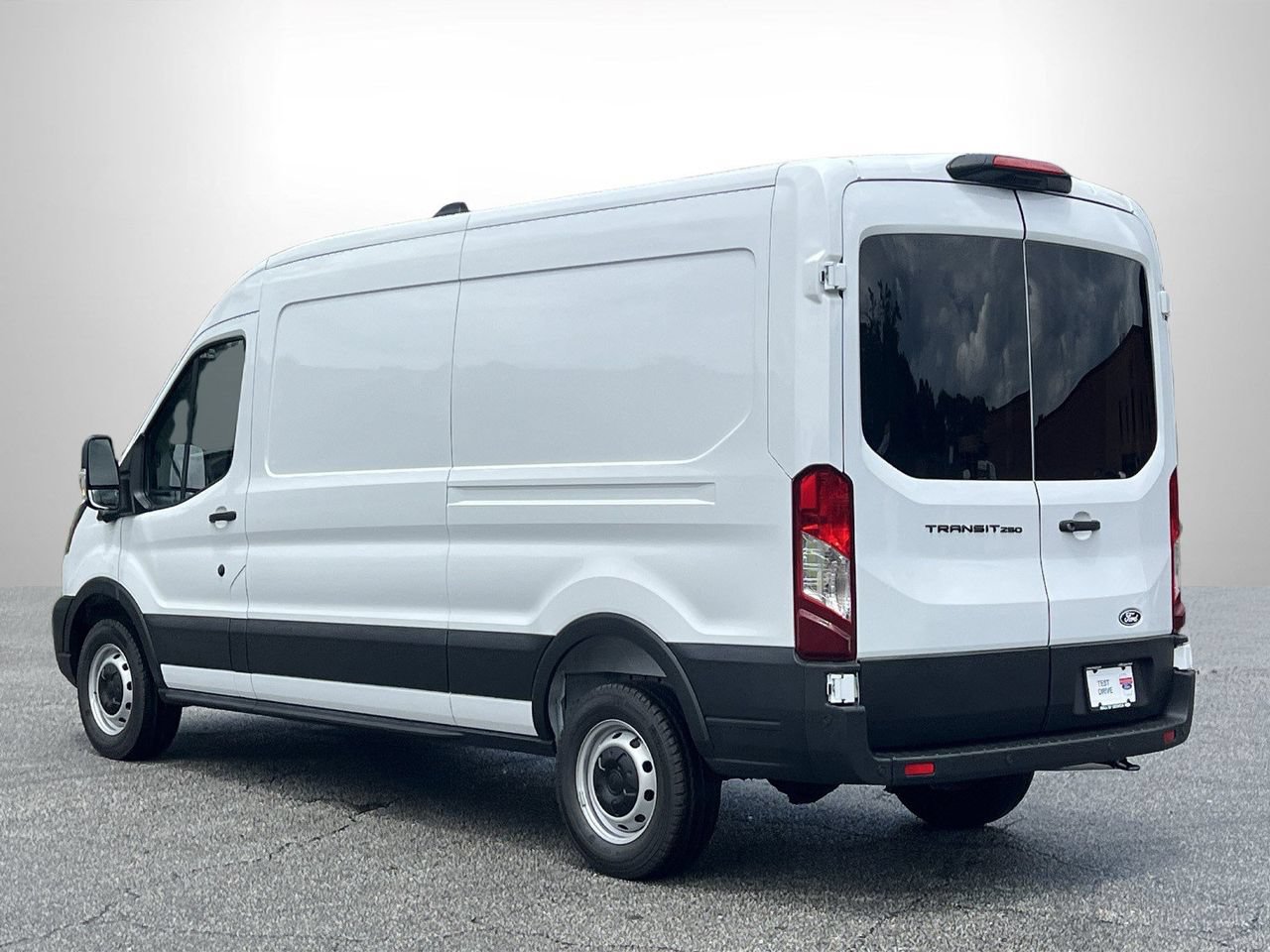 New 2026 Ford Transit 250 148 Medium Roof w/ Load Area Protection Package RWD image 21