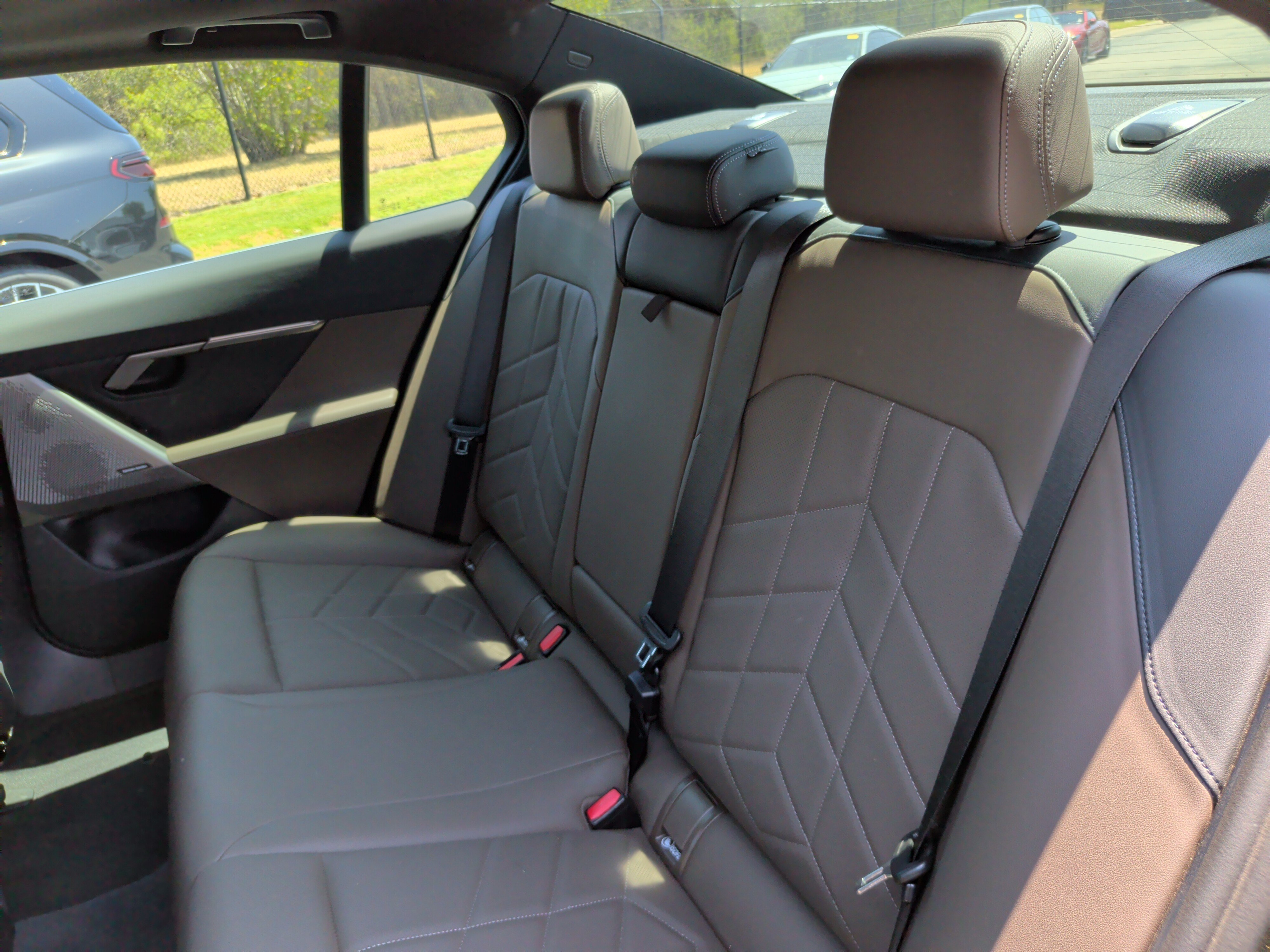 Certified 2026 BMW i5 eDrive40 RWD image 39