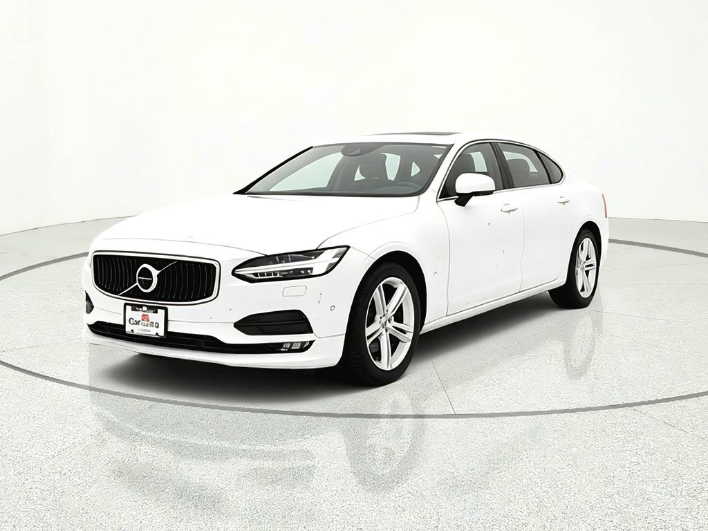 Used 2018 Volvo S90 T5 Momentum w/ Convenience Package image 2