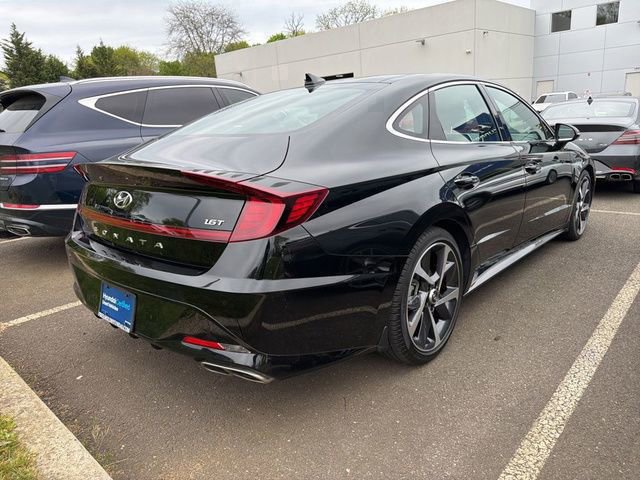 Used 2023 Hyundai Sonata SEL Plus FWD image 3
