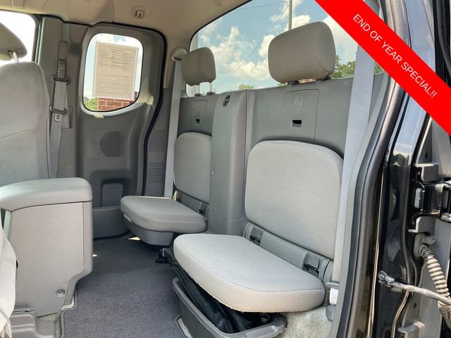 Used 2016 Nissan Frontier S image 11