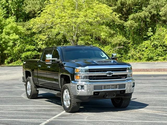Used 2019 Chevrolet Silverado 2500 LTZ w/ Duramax Plus Package AWD/4WD image 11