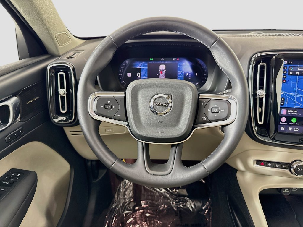 Used 2023 Volvo XC40 B5 Ultimate w/ Climate Package AWD/4WD image 11