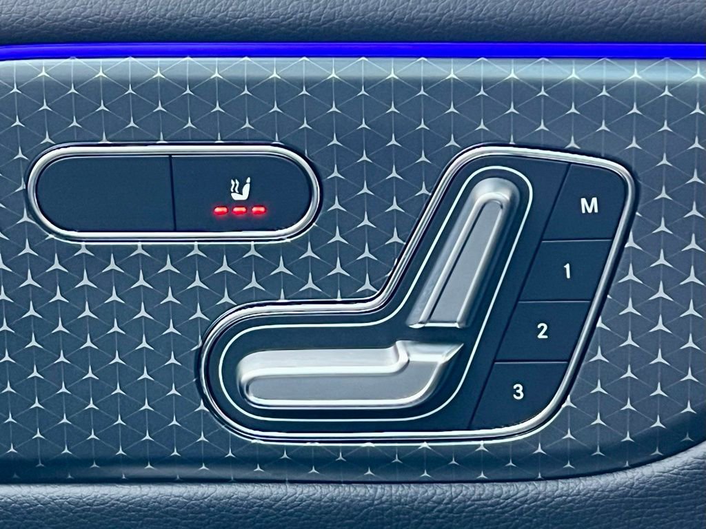 Certified 2026 Mercedes-Benz GLB 250 4MATIC image 41