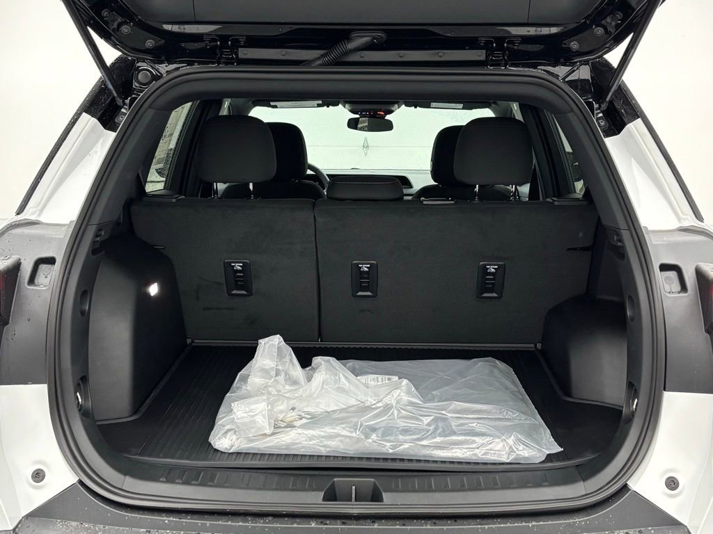 New 2026 GMC Terrain Elevation w/ Black Edition image 10