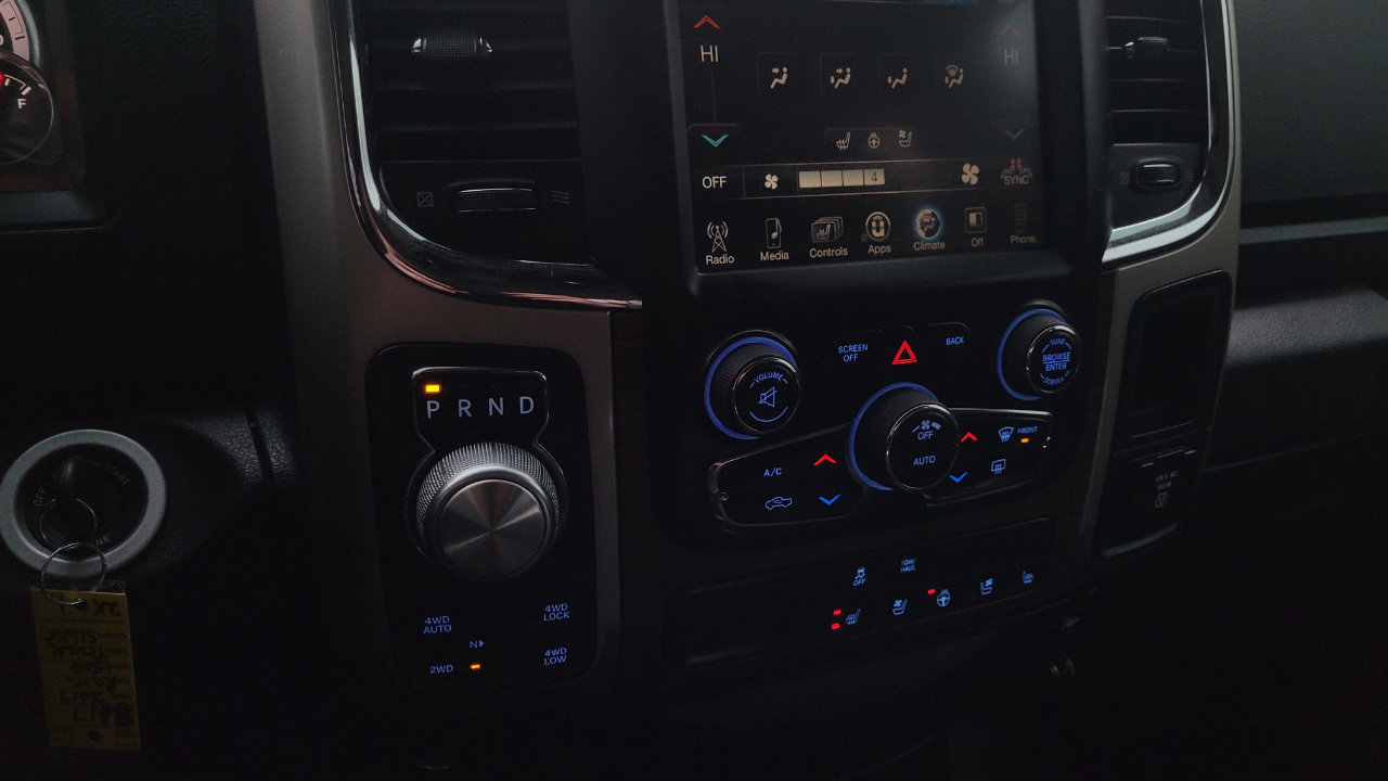 Used 2017 RAM 1500 Laramie image 22