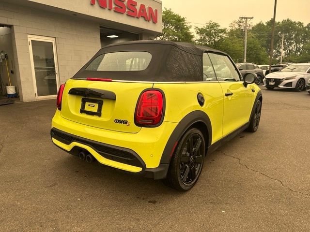 Used 2023 MINI Cooper S FWD image 2