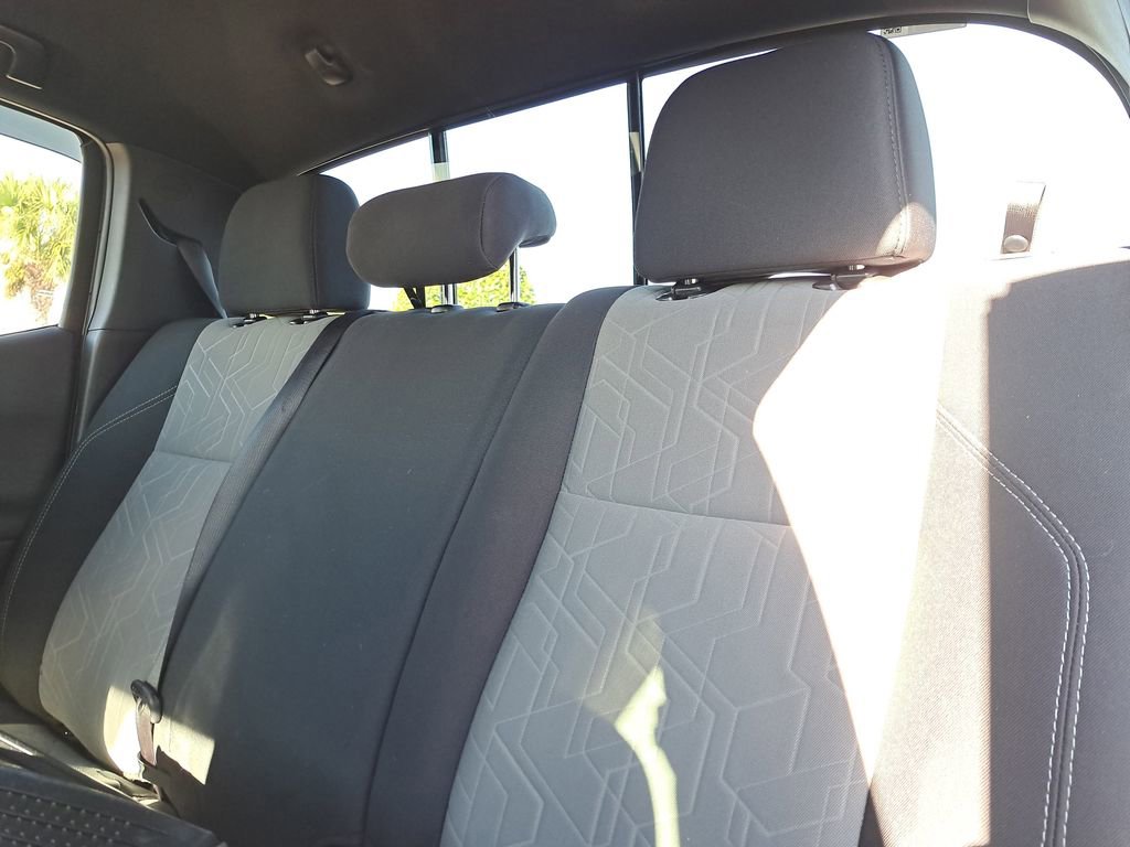 Certified 2022 Toyota Tacoma TRD Sport image 8