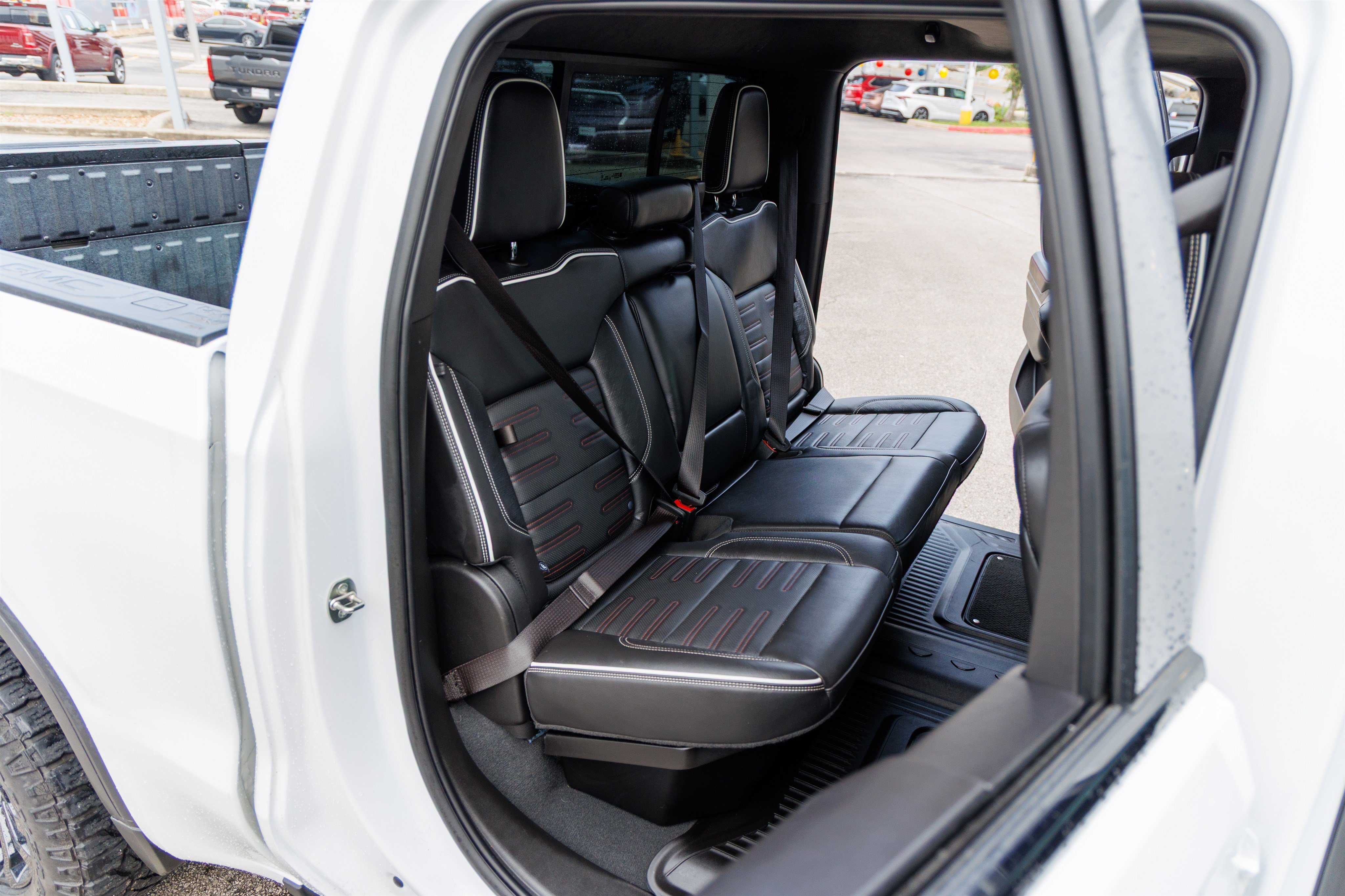 Used 2023 GMC Sierra 1500 AT4X AWD/4WD image 35