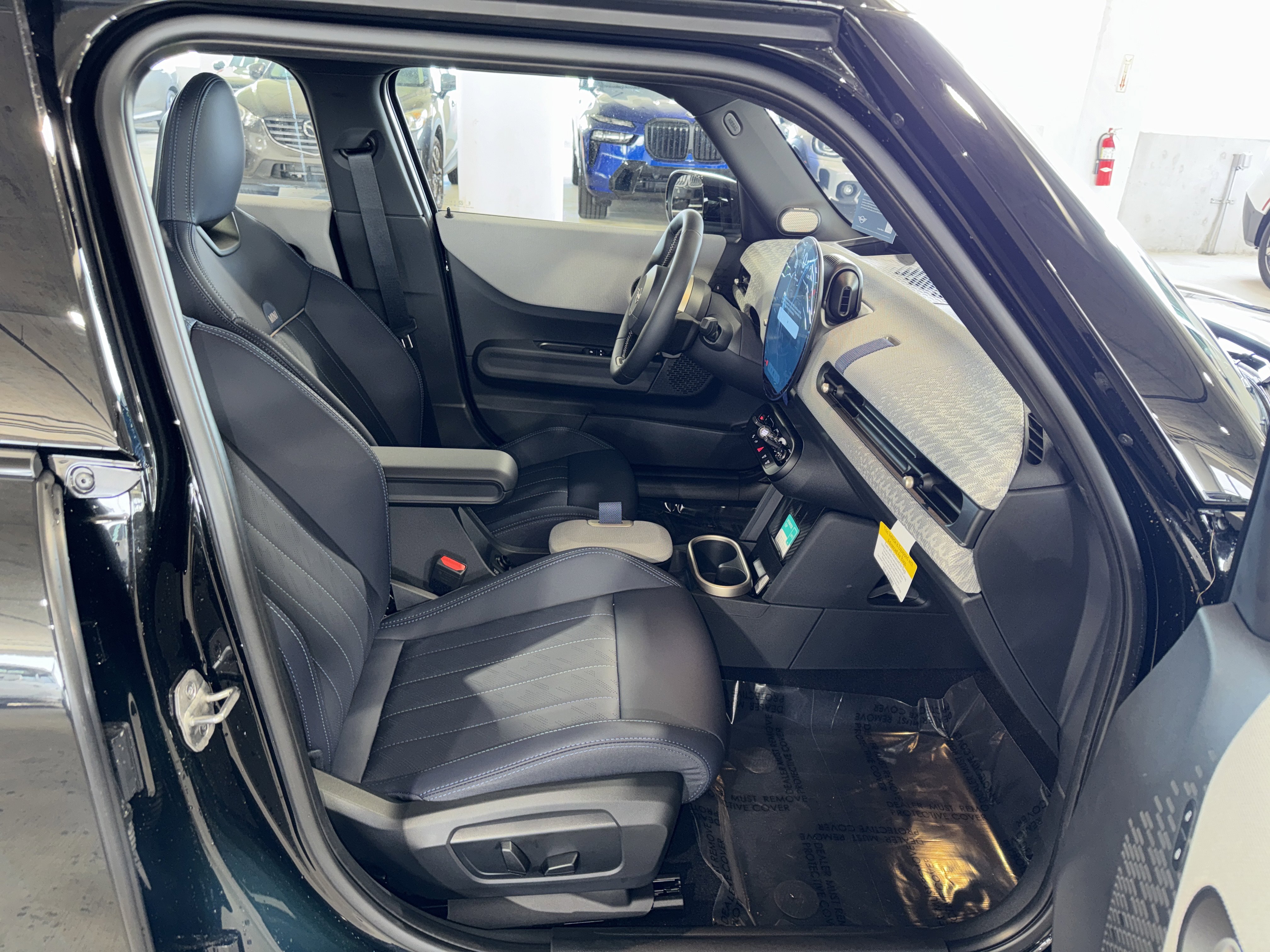 New 2026 MINI Cooper 4-Door Hardtop FWD image 9
