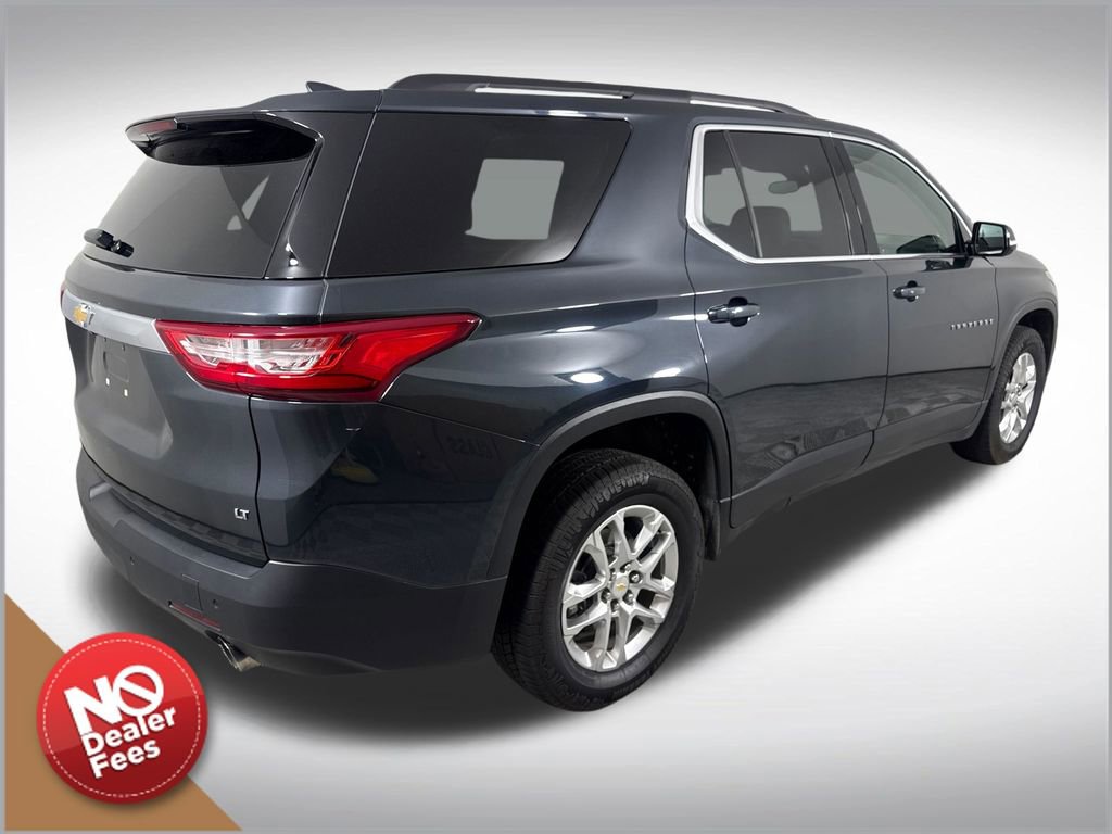 Used 2020 Chevrolet Traverse LT w/ Driver Confidence II Package FWD image 3