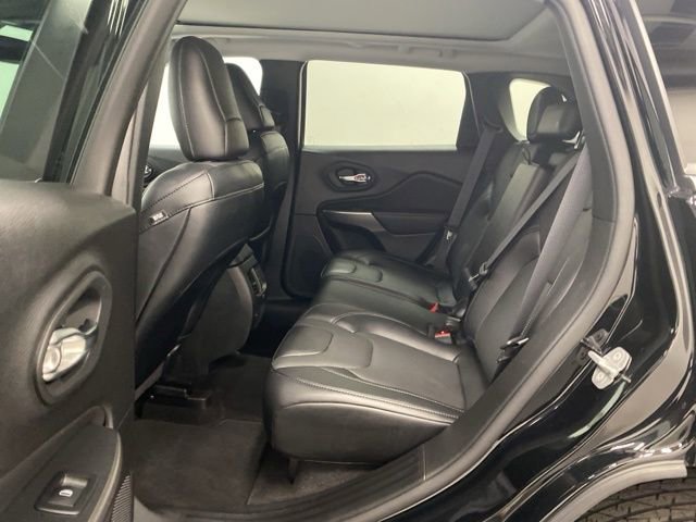 Used 2022 Jeep Cherokee Latitude Lux w/ Sun & Sound Group image 23