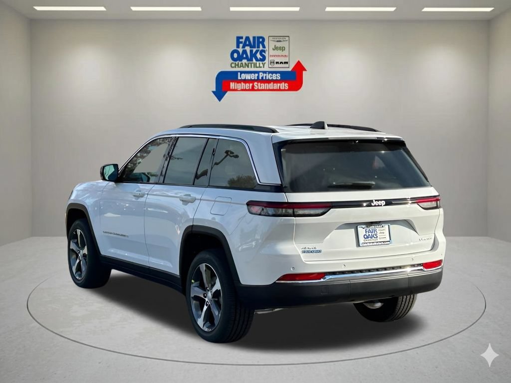 New 2025 Jeep Grand Cherokee Limited w/ Luxury Tech Group II AWD/4WD image 9