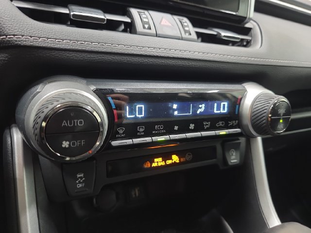 Used 2023 Toyota RAV4 XLE Premium FWD image 22