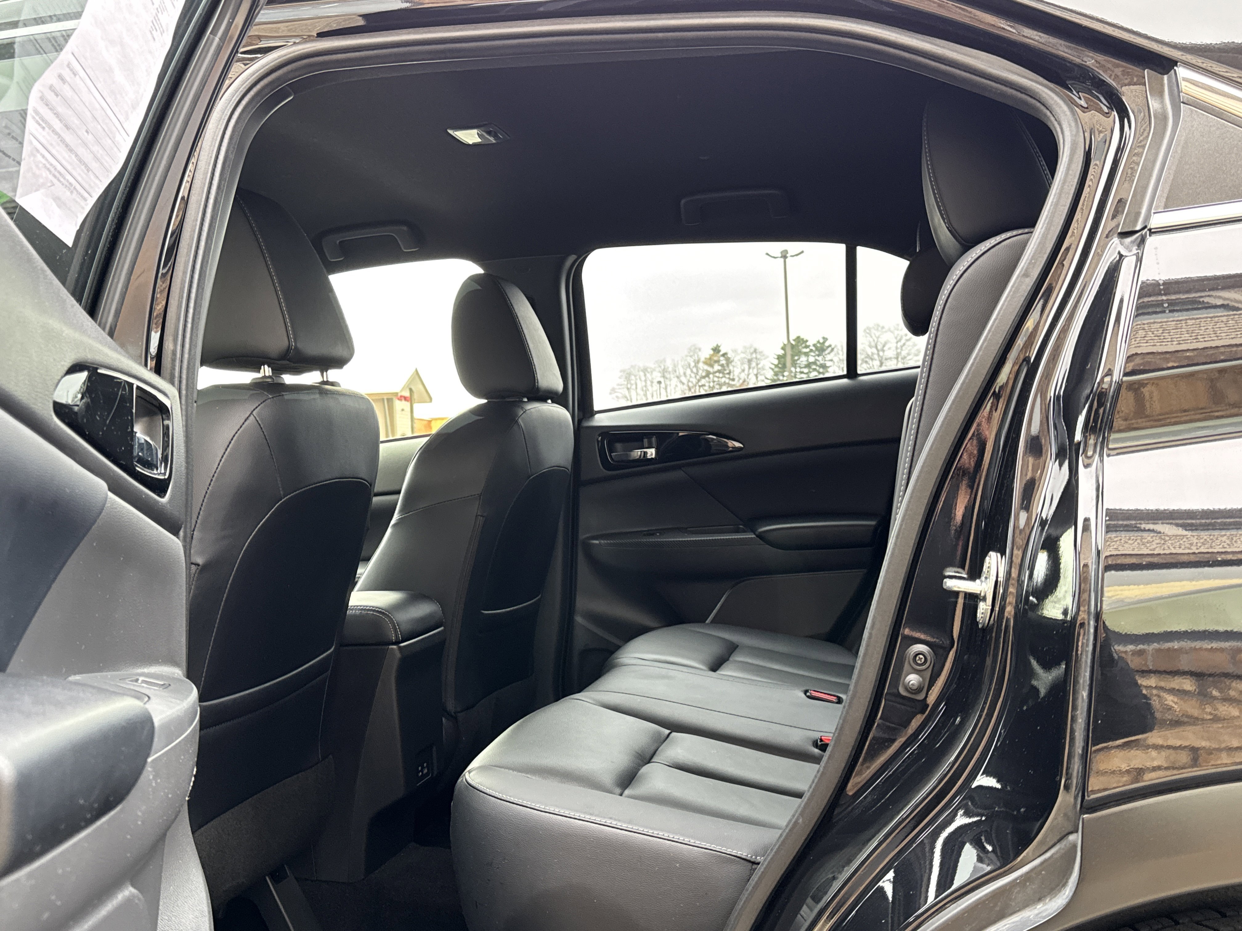 Used 2024 Mitsubishi Eclipse Cross SEL image 10