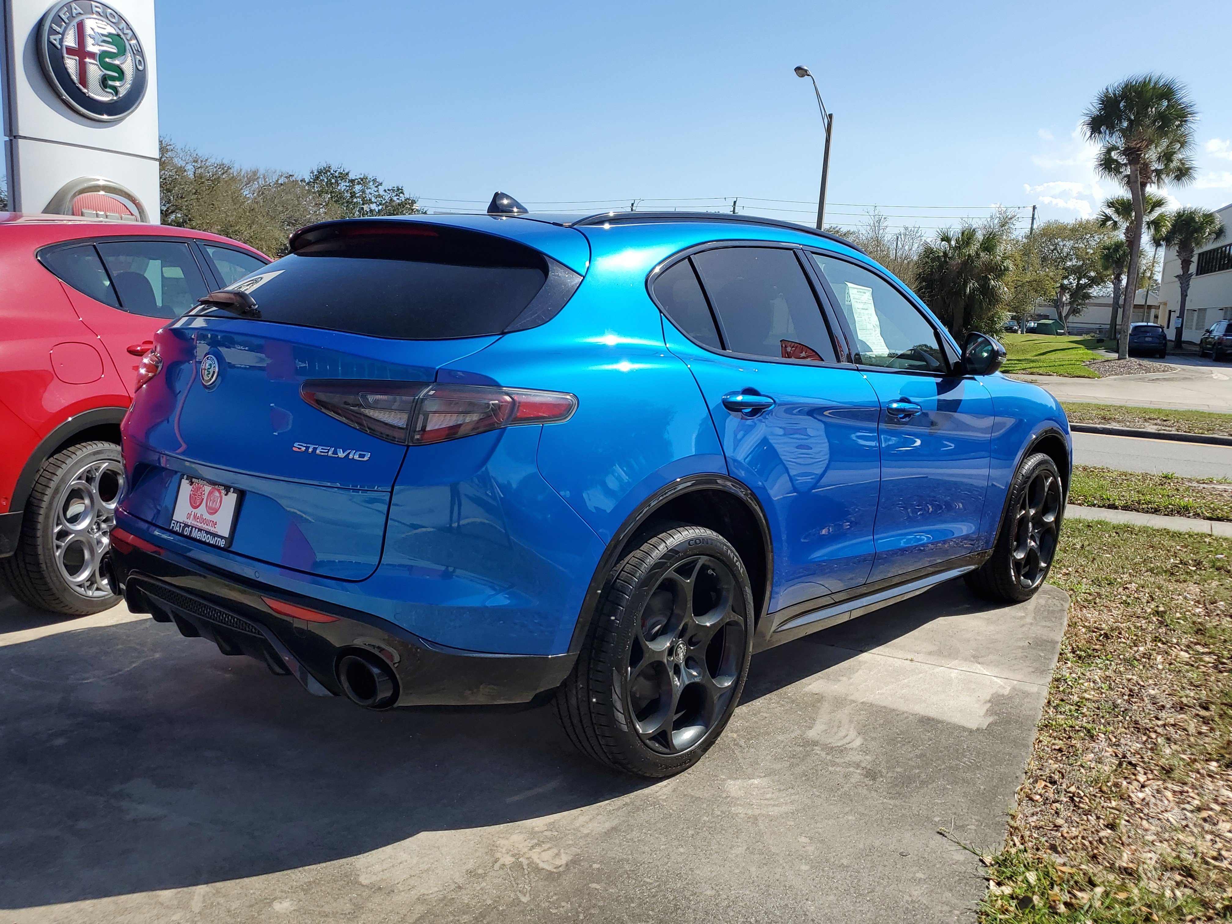 Used 2024 Alfa Romeo Stelvio Veloce image 4