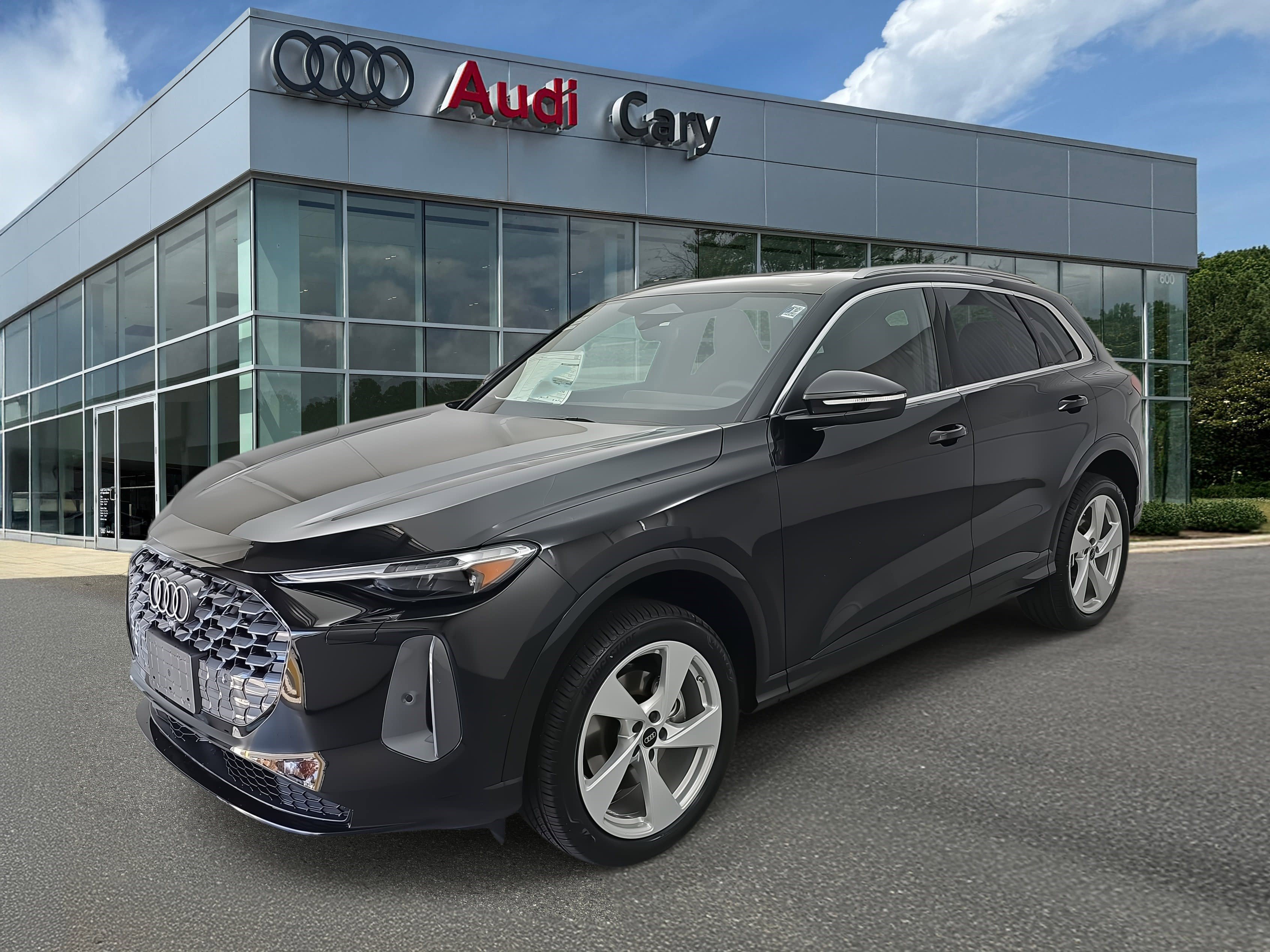 New 2025 Audi Q5 Premium Plus