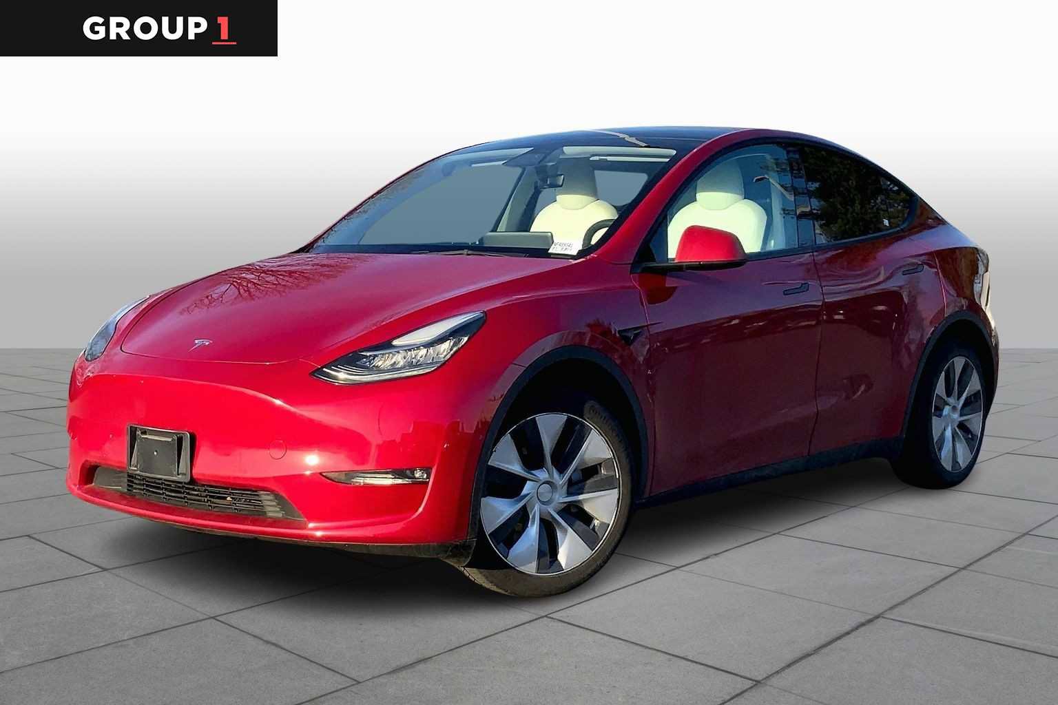 Used 2022 Tesla Model Y Long Range image 1