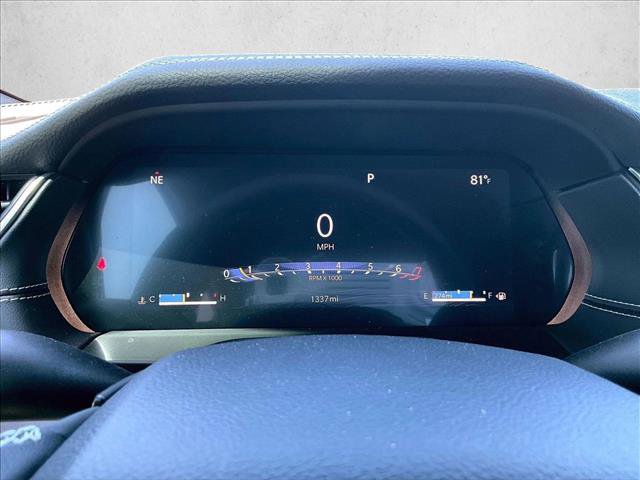 Used 2025 Jeep Grand Cherokee Limited w/ Luxury Tech Group II RWD image 22