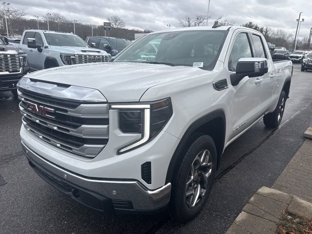 New 2026 GMC Sierra 1500 SLE w/ Preferred Package image 3