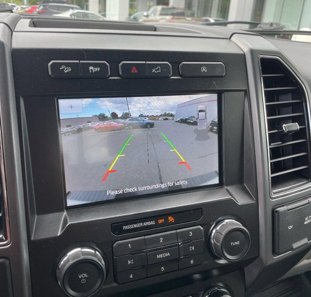 Used 2019 Ford F150 XLT w/ Equipment Group 302A Luxury AWD/4WD image 7