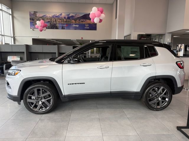 New 2026 Jeep Compass Limited image 7
