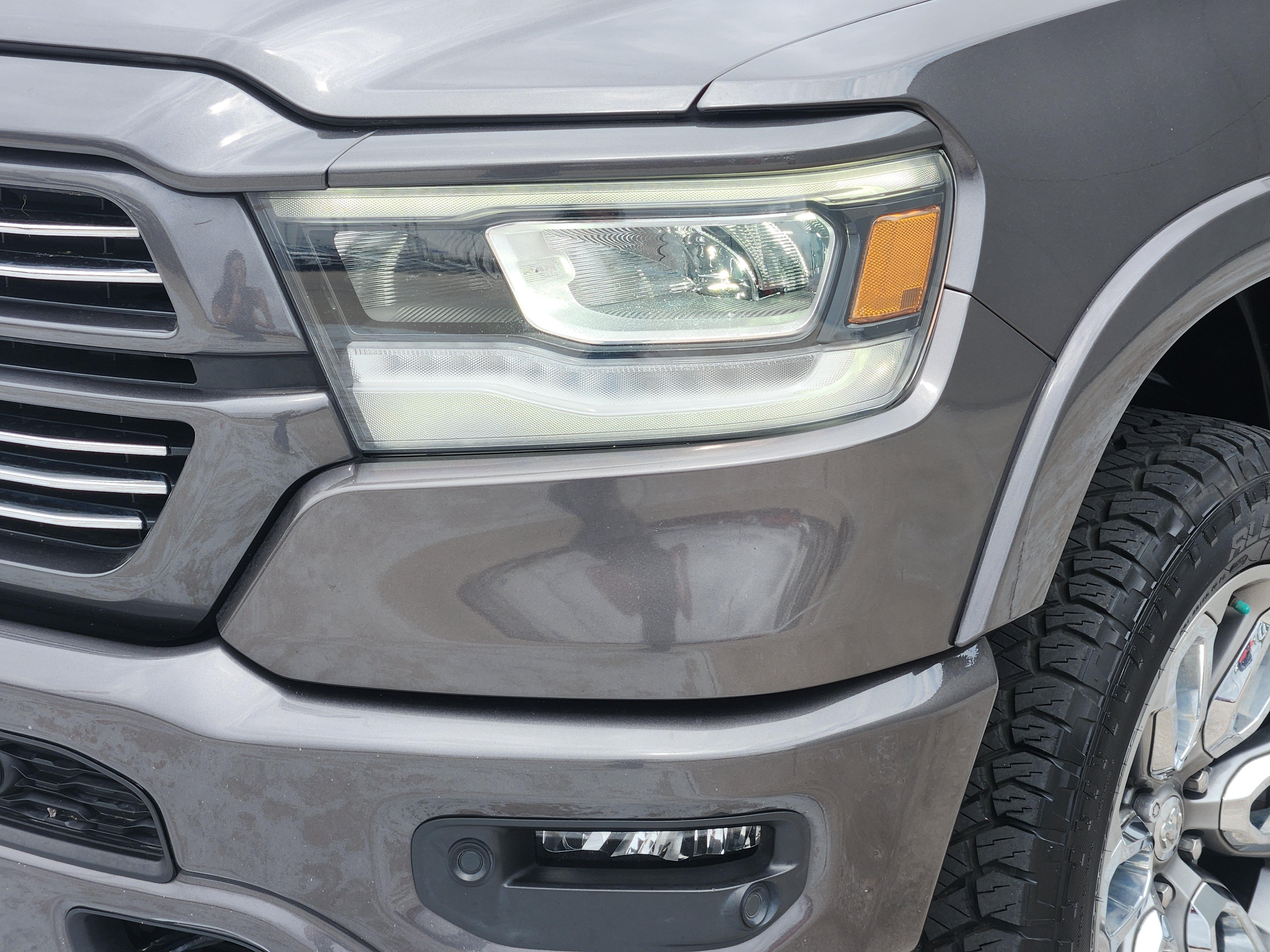 Used 2021 RAM 1500 Laramie w/ Laramie Southwest Edition AWD/4WD image 11