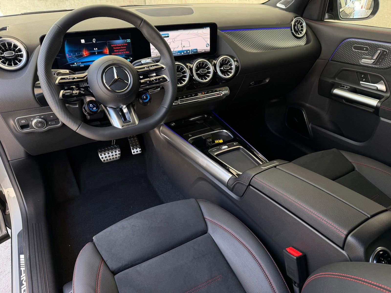 New 2026 Mercedes-Benz GLA 35 AMG 4MATIC image 7