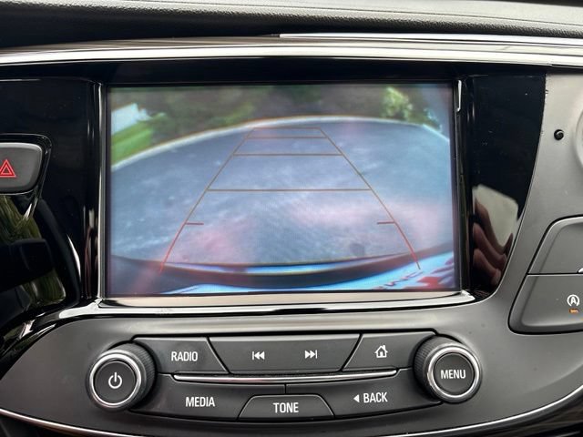 Used 2020 Buick Envision Essence FWD image 38
