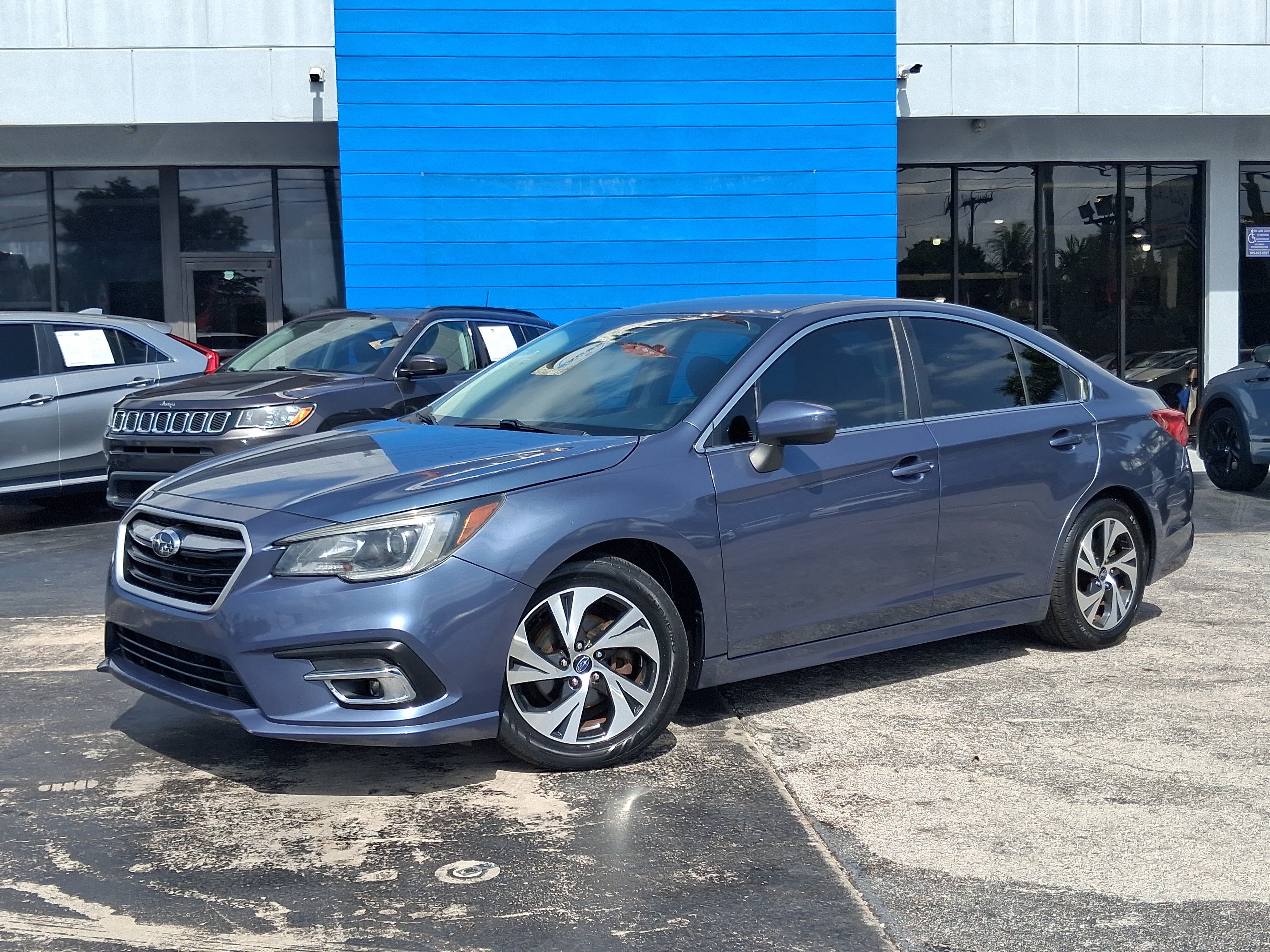 Used 2018 Subaru Legacy 2.5i AWD/4WD image 2