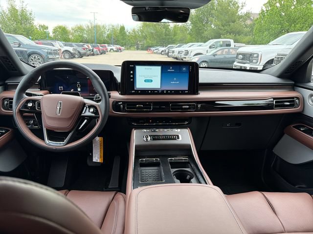 New 2026 Lincoln Aviator Reserve AWD/4WD image 17