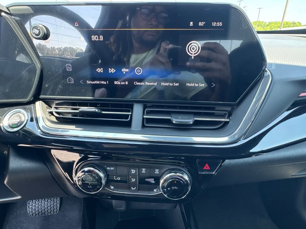 New 2026 Chevrolet Trax RS FWD image 29