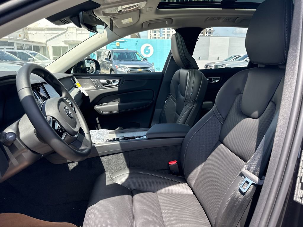 New 2025 Volvo XC60 T8 Ultra image 11