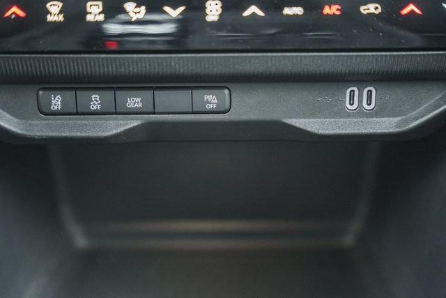 New 2026 Jeep Cherokee Limited AWD/4WD image 33
