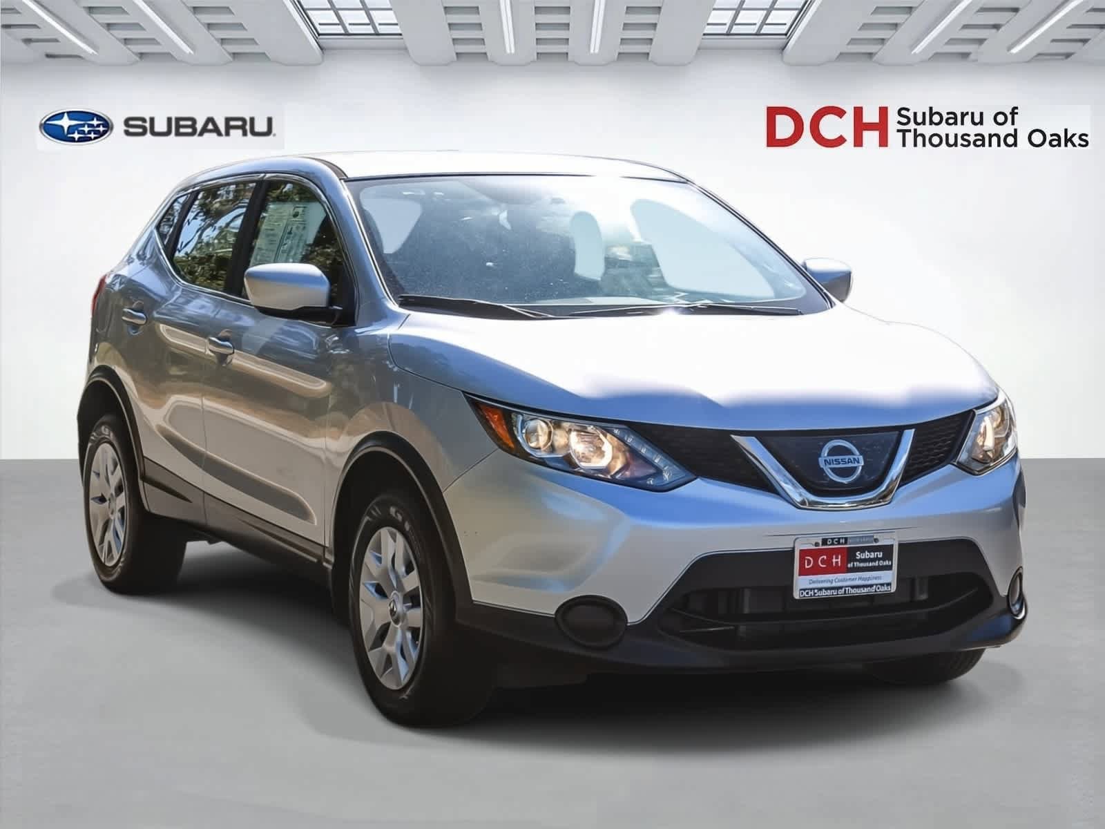 Used 2018 Nissan Rogue Sport S FWD image 3