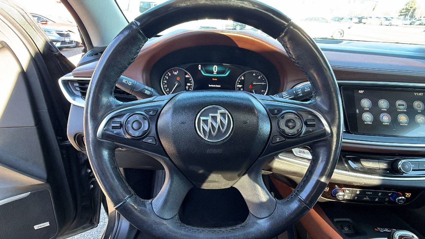 Used 2018 Buick Enclave Avenir w/ Avenir Technology Package image 27