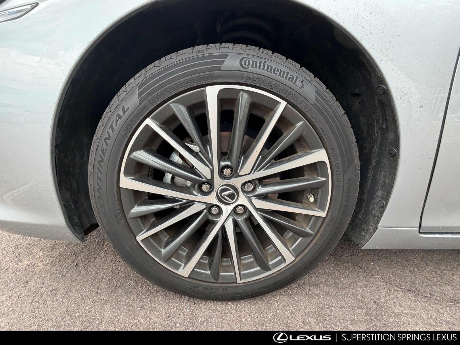 Used 2025 Lexus ES 350 w/ Premium Package FWD image 6