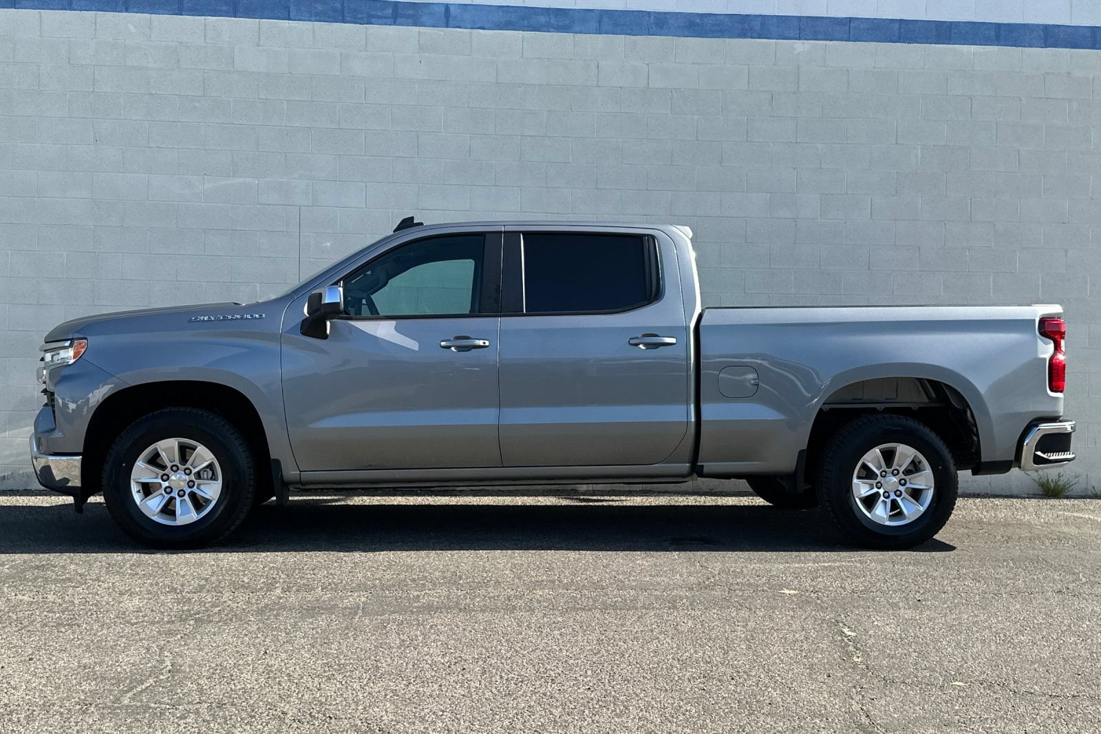 Certified 2023 Chevrolet Silverado 1500 LT RWD image 7