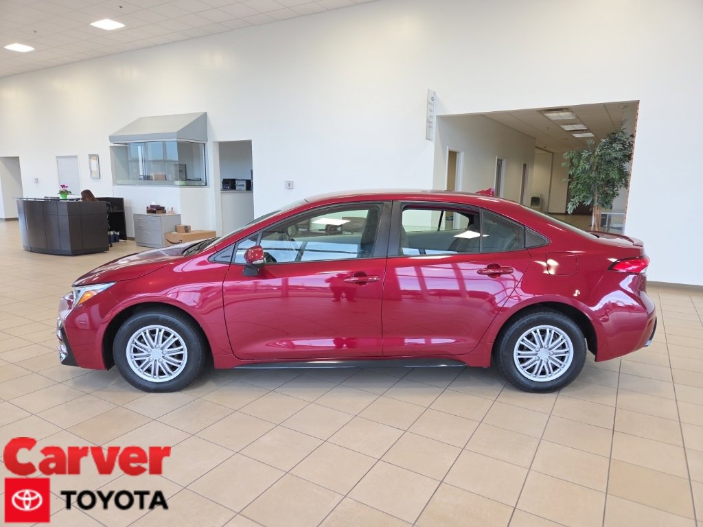 Used 2024 Toyota Corolla SE image 1