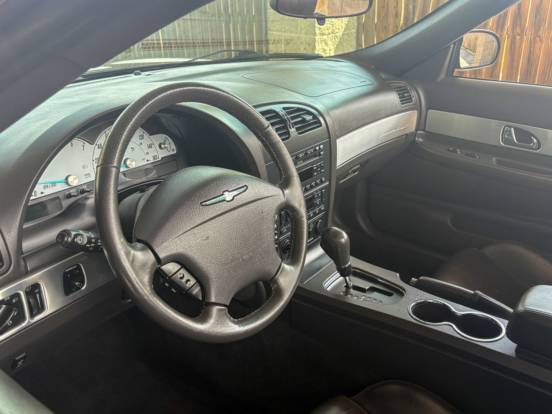 Used 2002 Ford Thunderbird RWD image 5