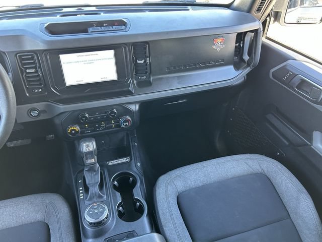 Used 2022 Ford Bronco 4-Door AWD/4WD image 17