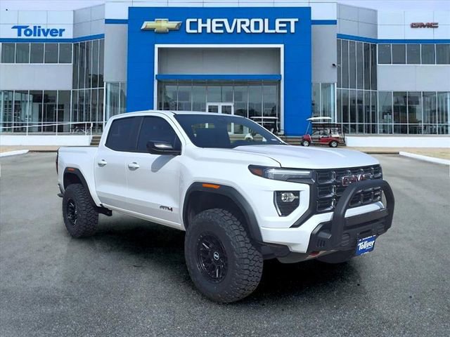 Used 2026 GMC Canyon AT4 w/ Off-Road Front Bumper Package image 2