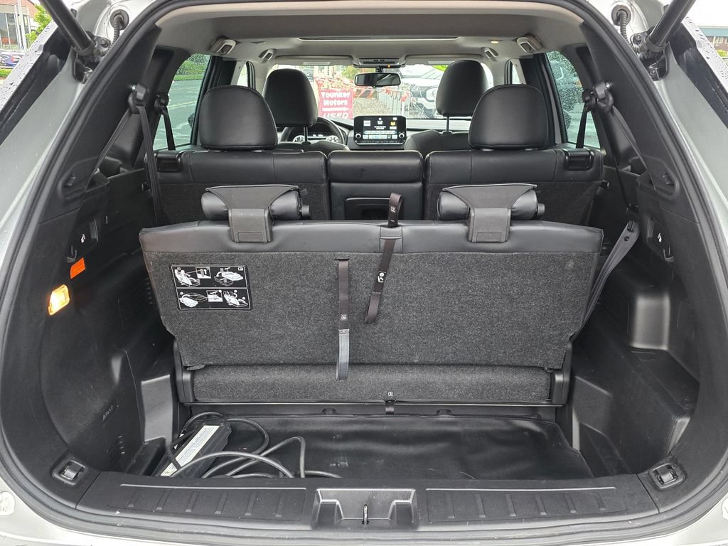 Used 2023 Mitsubishi Outlander 4WD Plug-In Hybrid image 7