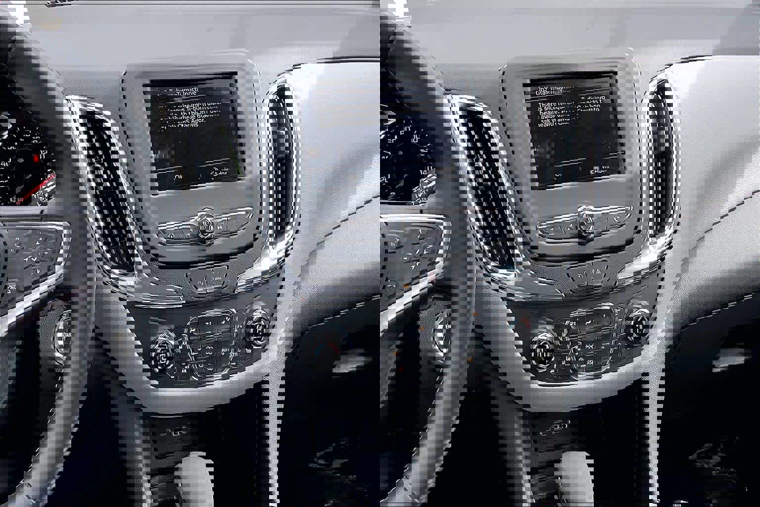 Used 2023 Chevrolet Equinox LT image 7