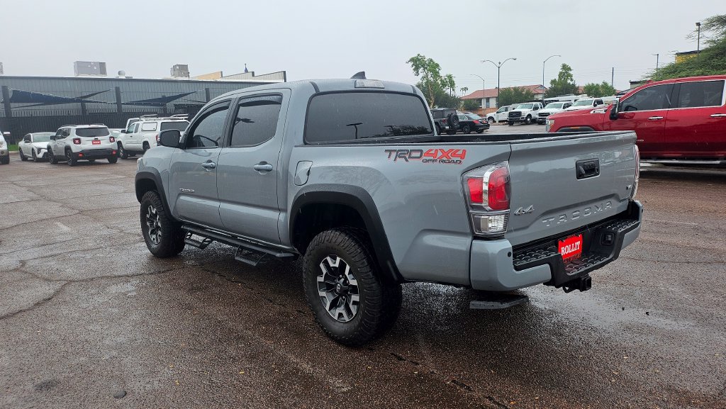 Used 2021 Toyota Tacoma TRD Off-Road w/ Technology Package AWD/4WD image 8