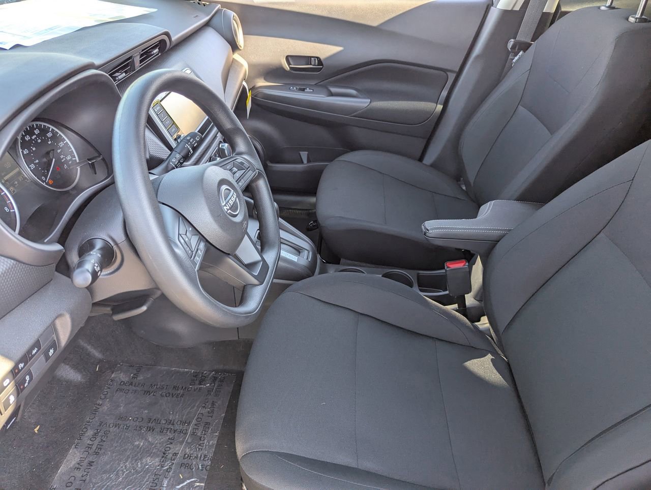 New 2025 Nissan Kicks Play S image 9