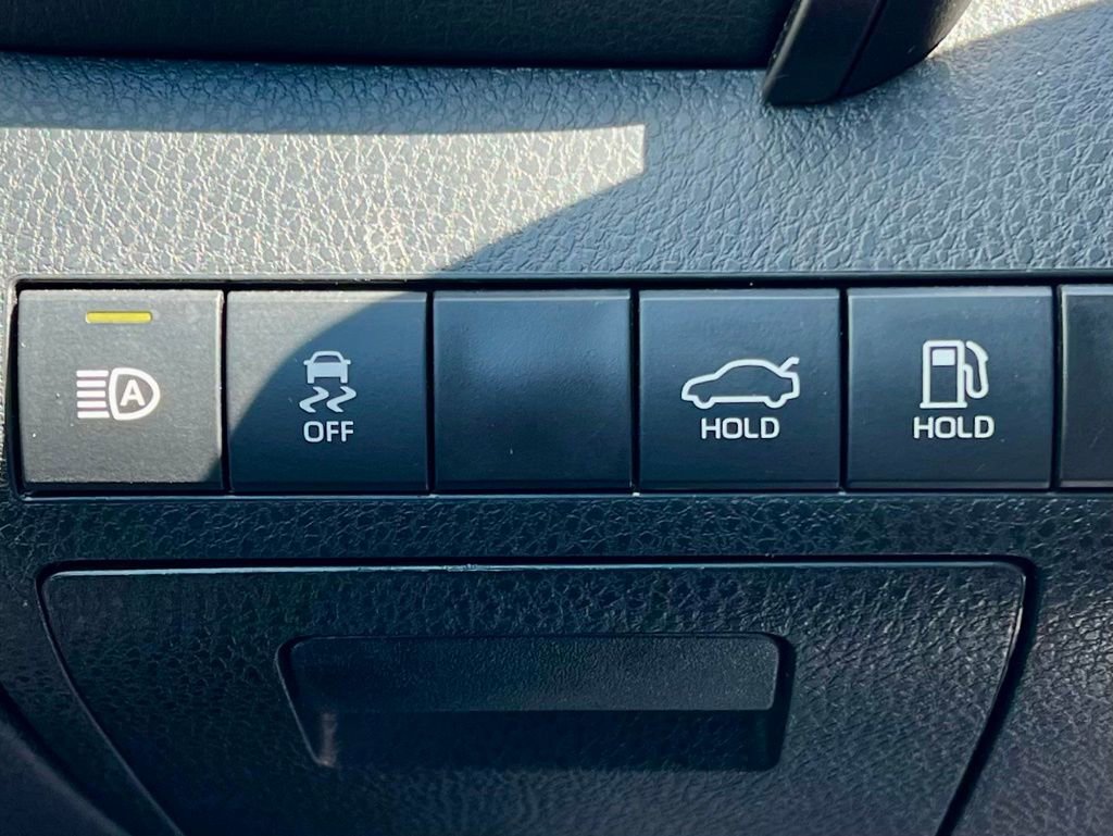 Used 2023 Toyota Camry XSE image 25