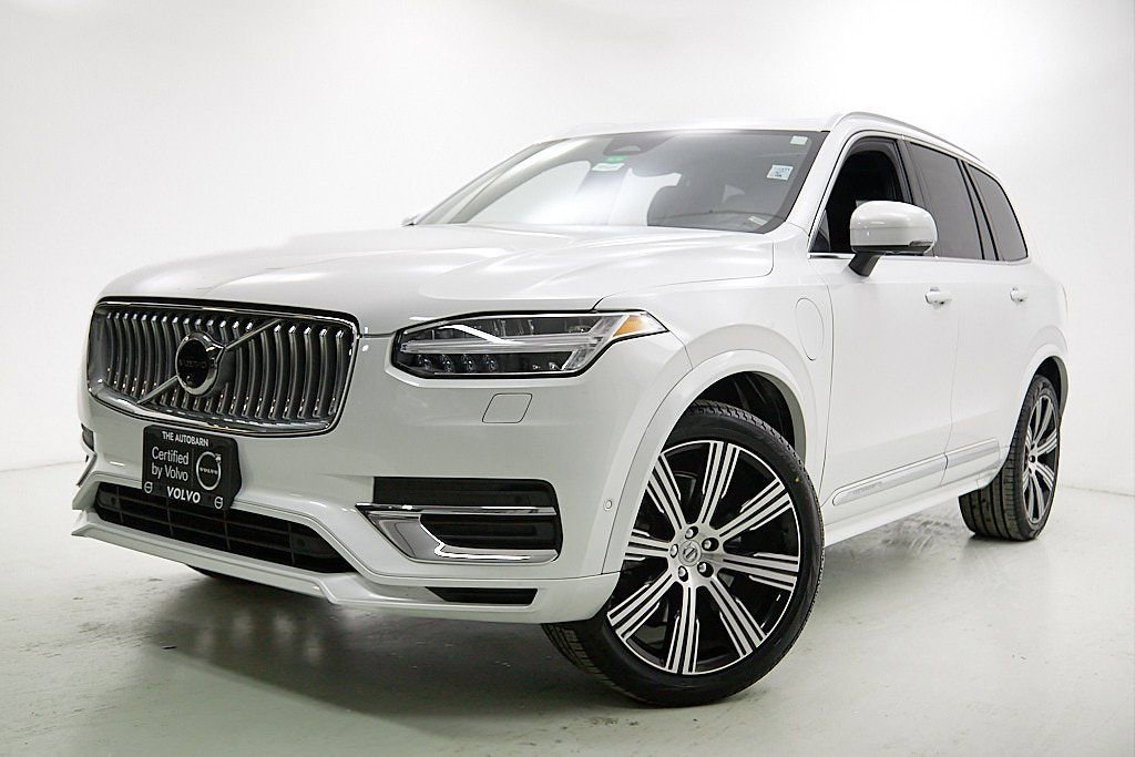 Certified 2024 Volvo XC90 T8 Plus w/ Protection Package Premier image 2