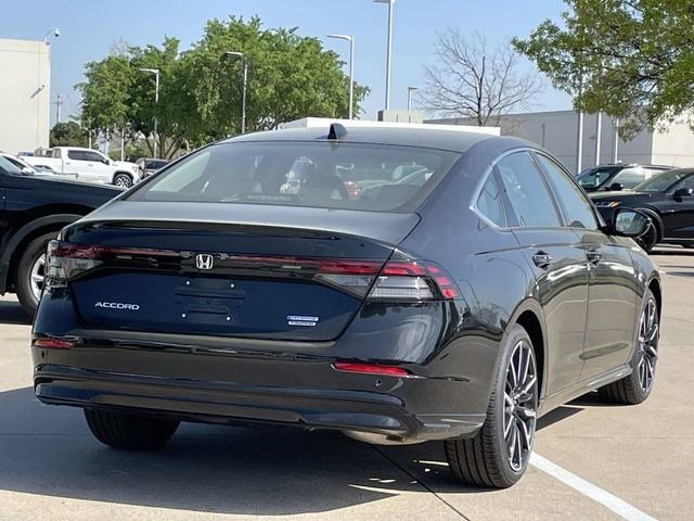 New 2026 Honda Accord Touring image 4