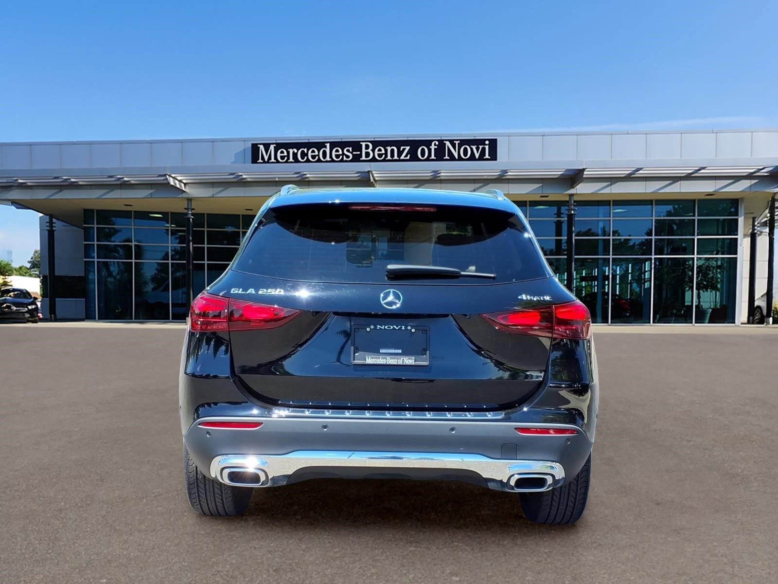 Certified 2025 Mercedes-Benz GLA 250 4MATIC image 4